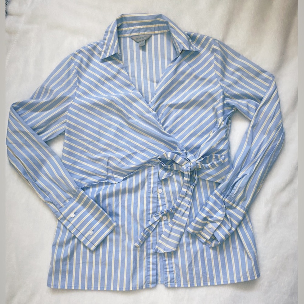 Woman’s Wrap striped long sleeve top